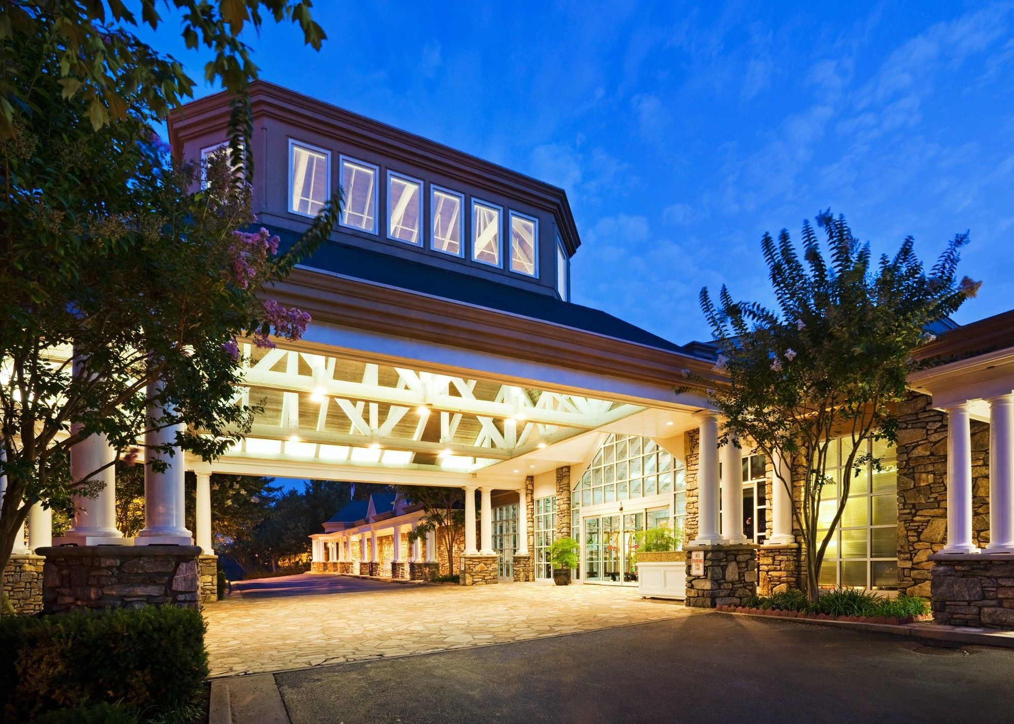 Crowne Plaza Resort Asheville, An Ihg Hotel Exterior foto